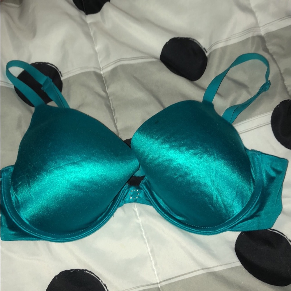 Maidenform size 36C